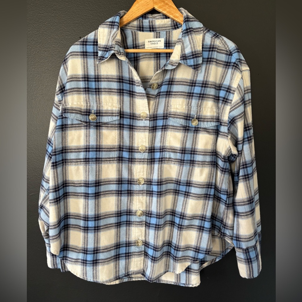 NWOT American Eagle Blue and Cream Checkered Shirt